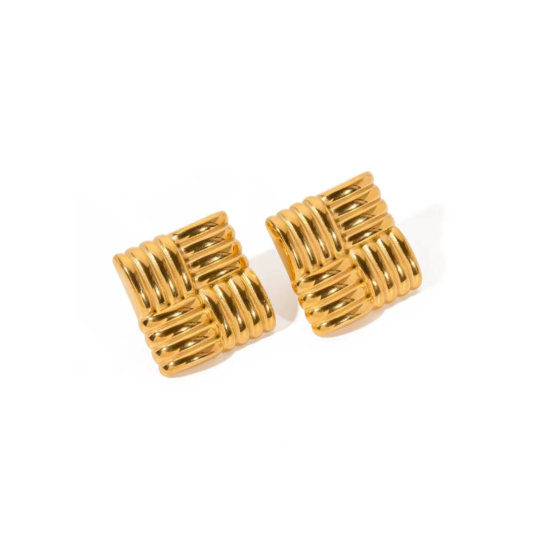 LINED EARRINGS